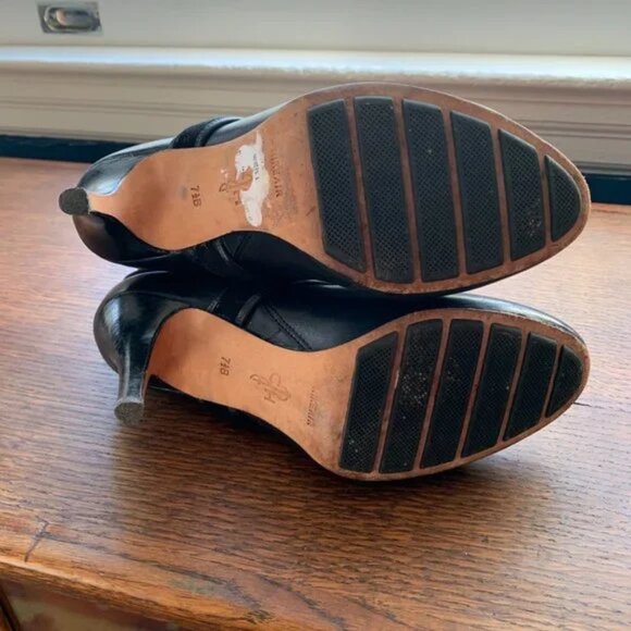 Cole Haan NikeAir Black Leather Side Zip Heels Ankle Booties - Picture 4 of 6